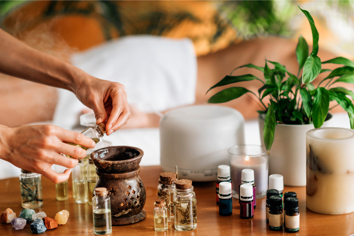 The Powerful Benefits of Essential Oils: Nature's Aromatic Allies
